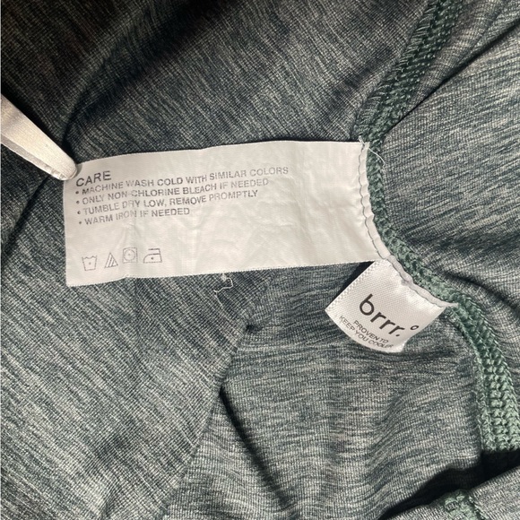 Greyson Men’s Dark Gray Heather M Guide Sport Quarter Zip Embroidered*** - Picture 8 of 13